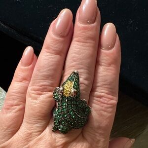 Alligator Green and Red Ring